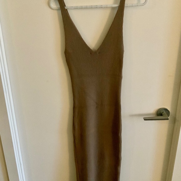 NWT - Dynamite Sleeveless Knitwear Dress - Picture 4 of 6